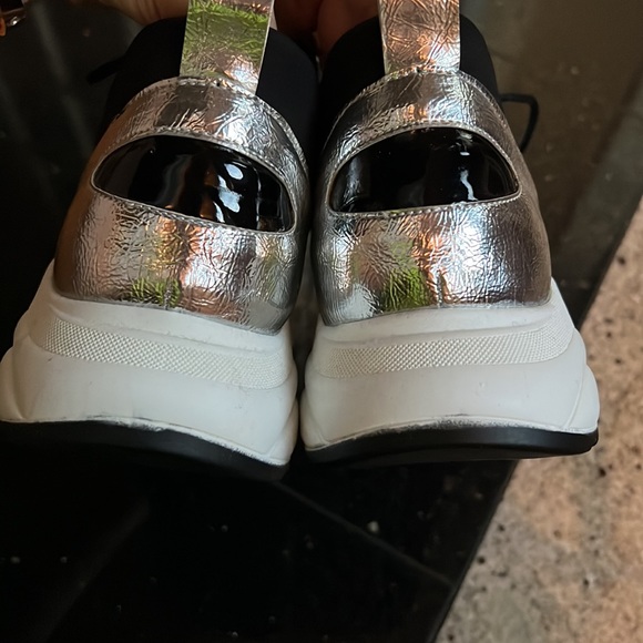 Silver sneakers - Picture 5 of 6